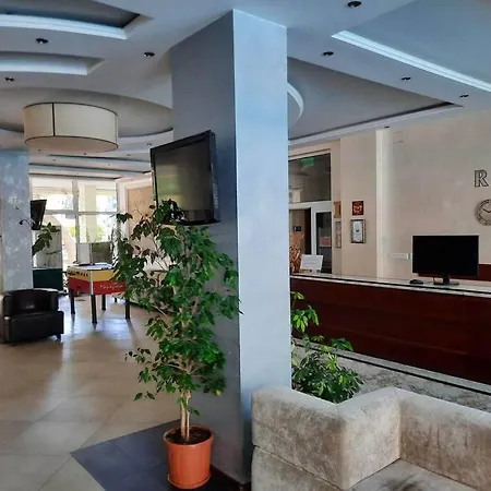 Central, 1 Bed Apt, 3* Yassen *