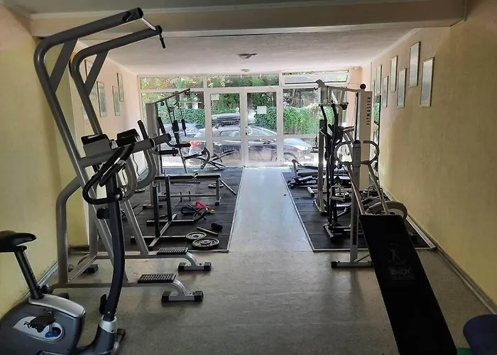 Central, 1 Bed Apt, 3* Yassen アパート *