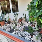 Central, 1 Bed Apt, 3* Yassen Апартаменти *