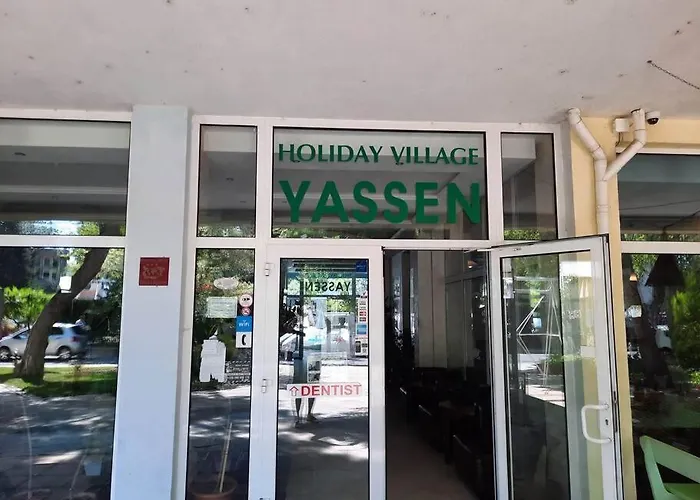 Central, 1 Bed Apt, 3* Yassen Appartamento